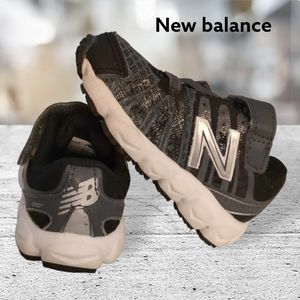 New balance sneakers toddler size 5